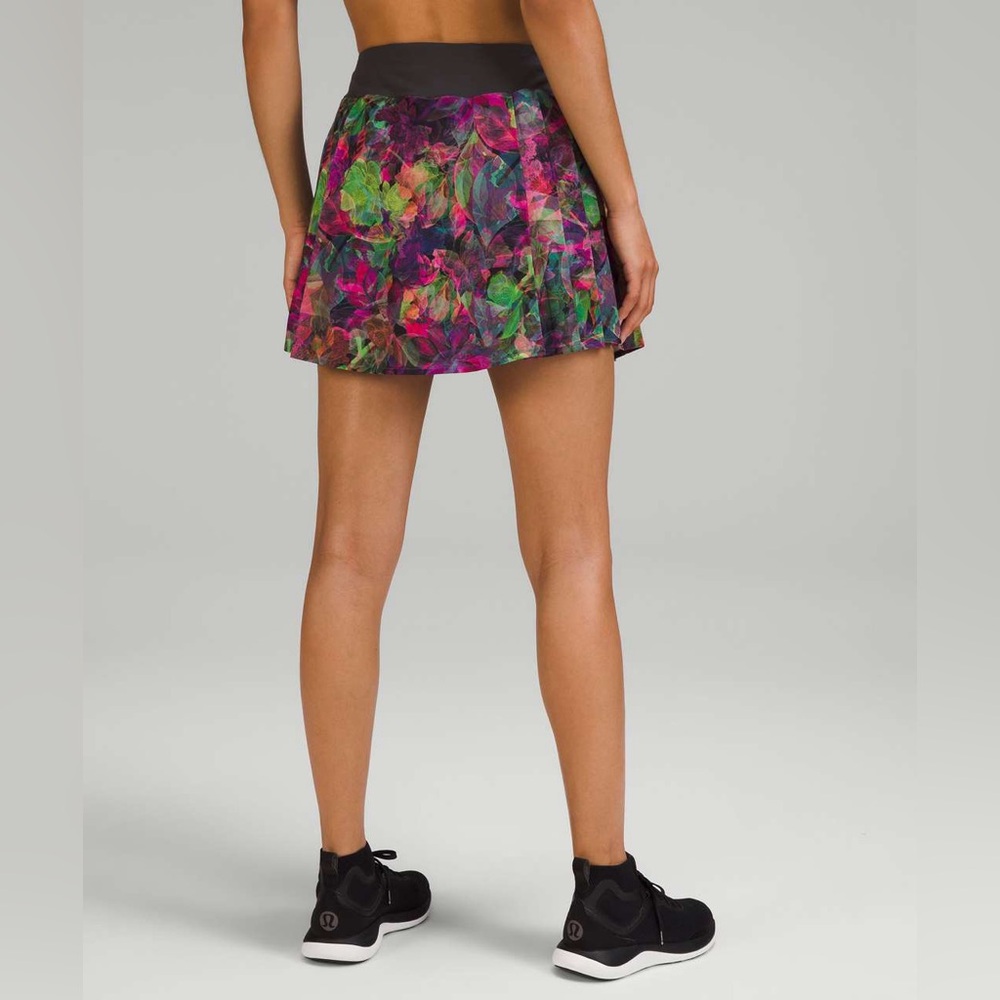 NEW Lululemon women’s 14 side-pleated HR tennis skirt in vivid floral NWT - Picture 3 of 9